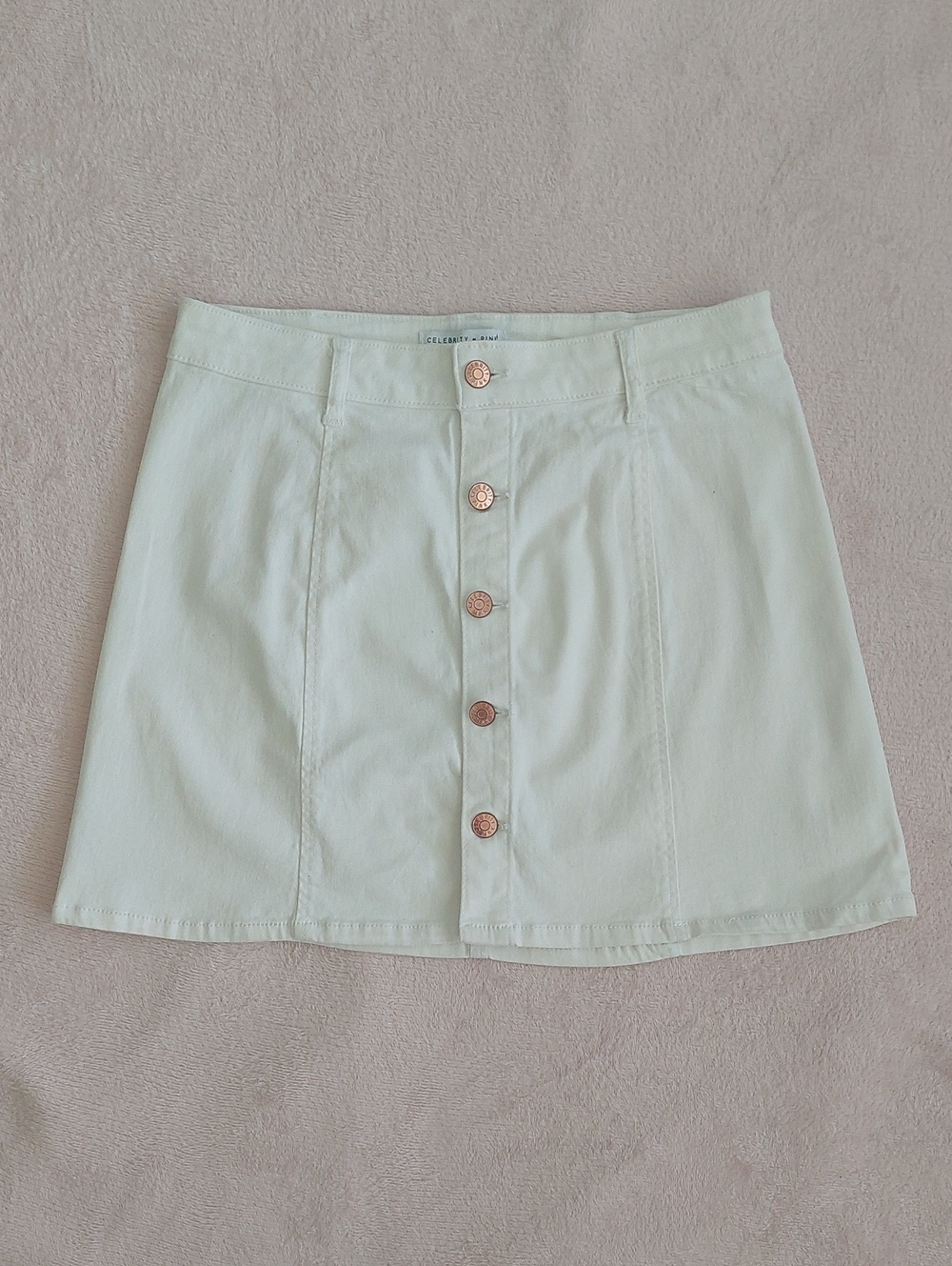 CELEBRITY PINK Los Angeles Button-Front White Mini Skirt NWOT